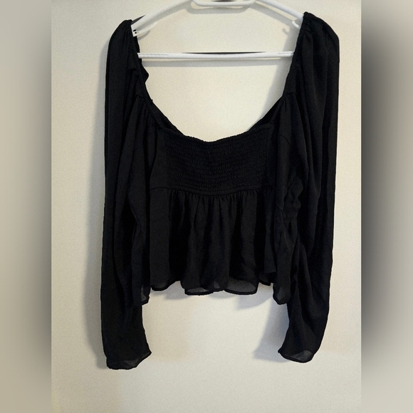 Abercrombie & Fitch Chiffon Black Long Sleeve Twist Front Top Blouse Size XL - Picture 6 of 7